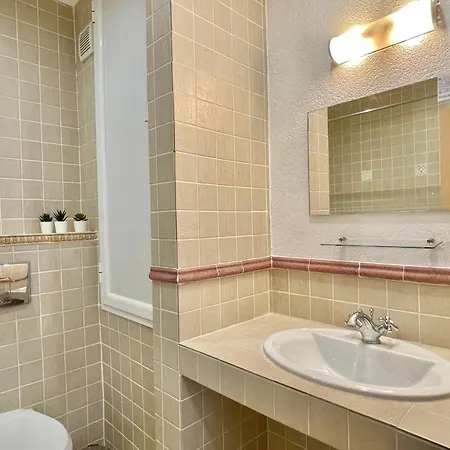 Royal Bay - Private - Bsr - 7