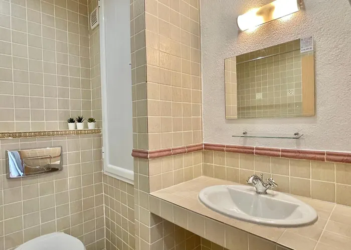 Royal Bay - Private - Bsr - 7